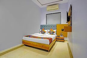 Hotel Nidhivan Palace