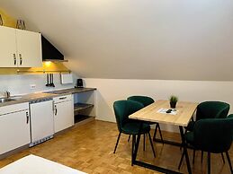 Hotel Maj Inn