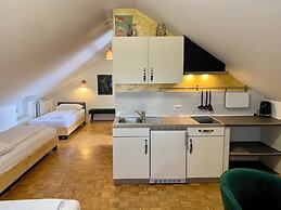 Hotel Maj Inn
