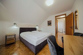 Hotel Maj Inn
