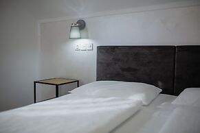 Hotel Maj Inn