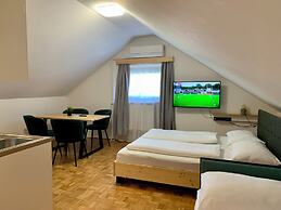Hotel Maj Inn