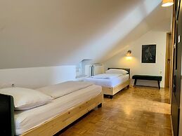 Hotel Maj Inn