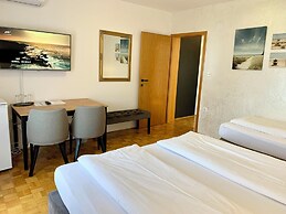 Hotel Maj Inn
