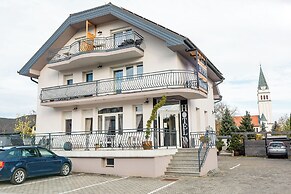 Hotel Maj Inn