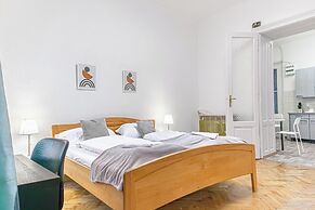 Comfy 2BR Apt For 6 Wiener Stadthalle