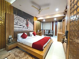 Hotel Gautam Grand Varanasi