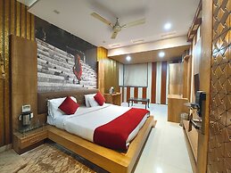 Hotel Gautam Grand Varanasi