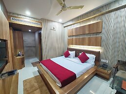 Hotel Gautam Grand Varanasi