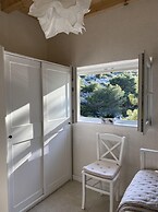Private Hideaway in Zut Island
