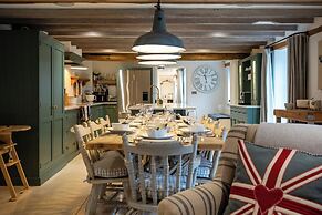 Stunning 6 BB Cottage & Annexe