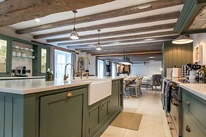 Stunning 6 BB Cottage & Annexe