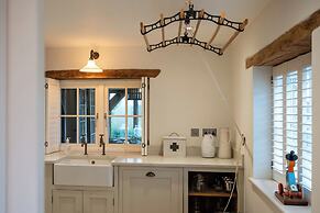 Stunning 6 BB Cottage & Annexe