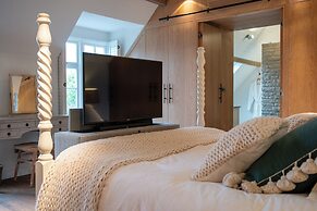 Stunning 6 BB Cottage & Annexe