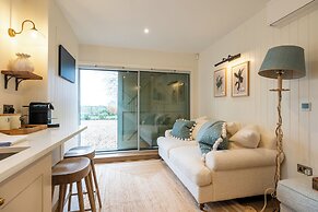 Stunning 6 BB Cottage & Annexe