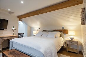 Stunning 6 BB Cottage & Annexe