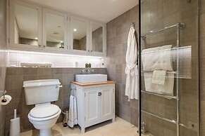 Stunning 6 BB Cottage & Annexe