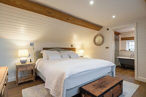 Stunning 6 BB Cottage & Annexe