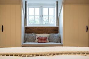 Stunning 6 BB Cottage & Annexe