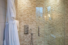 Stunning 6 BB Cottage & Annexe