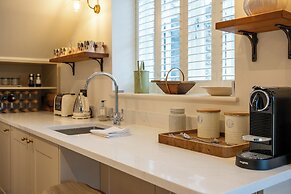 Stunning 6 BB Cottage & Annexe