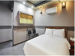 JUAN HOTEL SOME