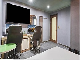 JUAN HOTEL SOME