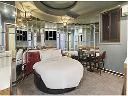 JUAN HOTEL SOME