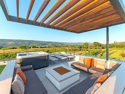 Huge Party Villa Near Imotski