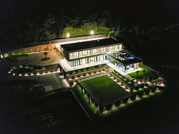 Huge Party Villa Near Imotski
