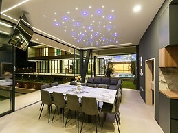 Huge Party Villa Near Imotski