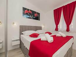 Tranquil Country Villa in Naklice