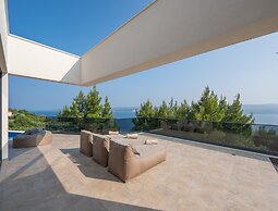 Luxury Seaview Villa With Jacuzzi