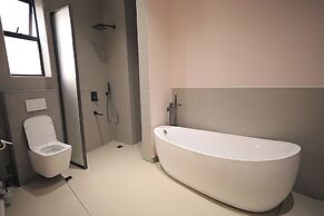 Heritage Residences-The Grey Lounge
