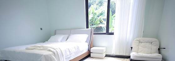 Heritage Residences-The Grey Lounge