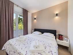 Paradise Villa in the Countryside