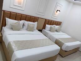 HOTEL HILL TON