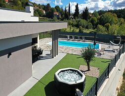 Lovrec Hillside Villa With Pool