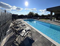 Lovrec Hillside Villa With Pool