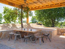 Stylish Villa in Lovrec With Sauna