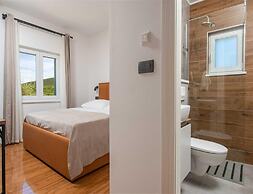 Stylish Villa in Lovrec With Sauna