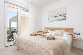 Charming Seaside Villa Getaway