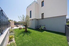 Holiday Oasis With Hydromassage Pool