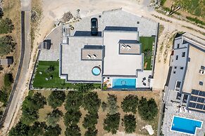 Holiday Oasis With Hydromassage Pool