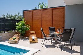 Holiday Oasis With Hydromassage Pool