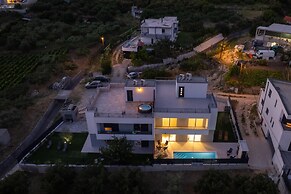 Holiday Oasis With Hydromassage Pool