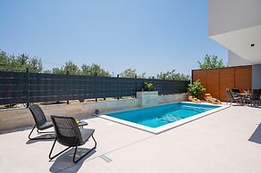 Holiday Oasis With Hydromassage Pool