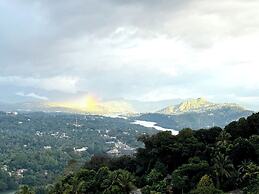 Hotel Sky Gate Kandy