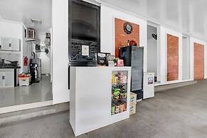Collection O River House