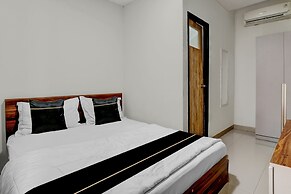 Collection O Yayah Residence